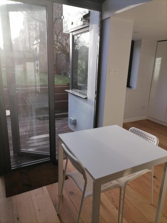 Garden Rooms 20 Min Walk From Camden Town & Kings Cross St Pancras Лондон Екстер'єр фото